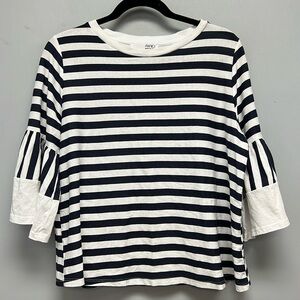 AMICI Women’s Striped Fluted Bell Sleeve Top Size Large